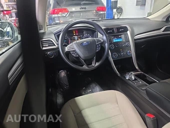 2019 Ford Fusion S - miniatura 14