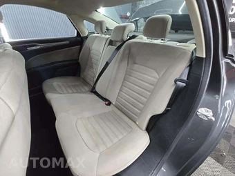 2019 Ford Fusion S - miniatura 10