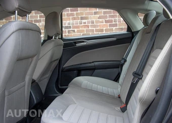 2019 Ford Fusion S - miniatura 22