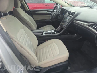 2019 Ford Fusion S - miniatura 8