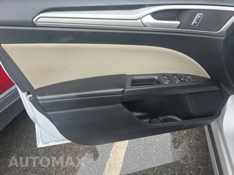 2019 Ford Fusion S - miniatura 9