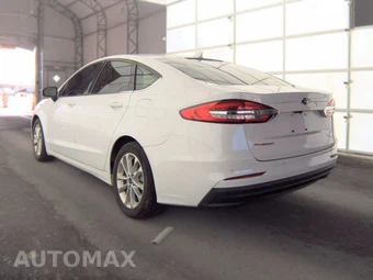 2019 Ford Fusion SE – miniatura 6