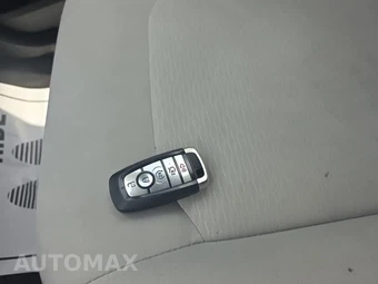 2019 Ford Fusion SE – miniatura 21