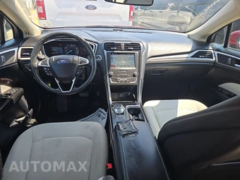2019 Ford Fusion SE – miniatura 11