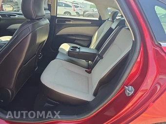 2019 Ford Fusion SE – miniatura 13