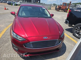 2019 Ford Fusion SE – miniatura 2