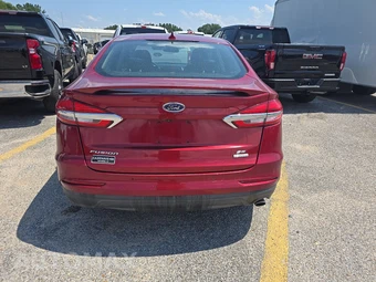 2019 Ford Fusion SE – miniatura 5