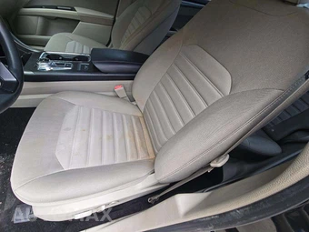 2019 Ford Fusion SE – miniatura 22