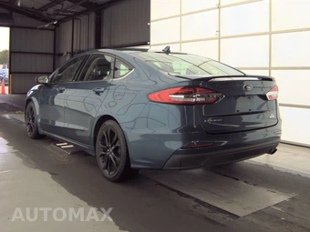 2019 Ford Fusion SE – miniatura 6