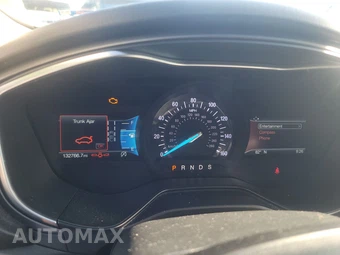 2019 Ford Fusion SE – miniatura 12
