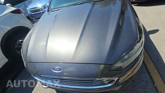 2019 Ford Fusion SE – miniatura 22