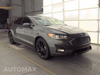 2019 Ford Fusion SE – miniatura 3