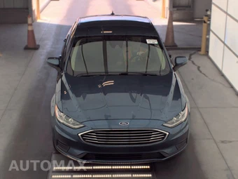2019 Ford Fusion SE – miniatura 2