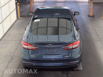 2019 Ford Fusion SE – miniatura 5