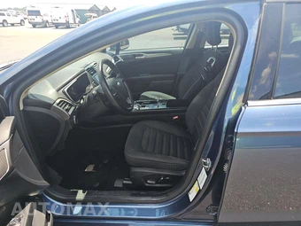 2019 Ford Fusion SE – miniatura 7