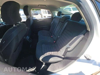 2019 Ford Fusion SE - miniatura 13