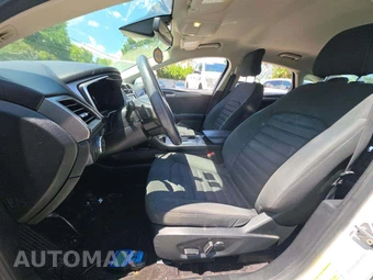2019 Ford Fusion SE - miniatura 6