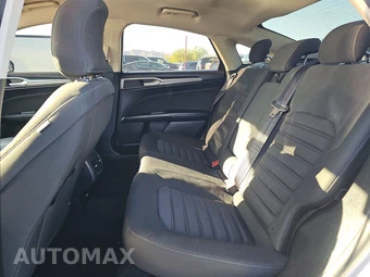 2019 Ford Fusion SE – miniatura 13