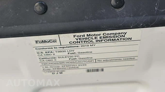 2019 Ford Fusion SE – miniatura 18