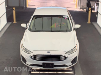 2019 Ford Fusion SE – miniatura 2