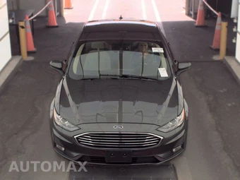 2019 Ford Fusion SE - miniatura 2