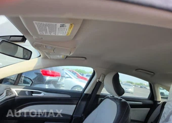 2019 Ford Fusion SE - miniatura 10