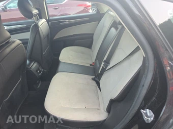 2019 Ford Fusion SE - miniatura 13