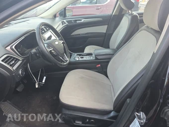 2019 Ford Fusion SE - miniatura 7