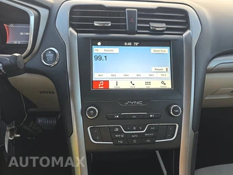 2019 Ford Fusion SE - miniatura 11