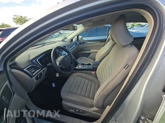 2019 Ford Fusion SE - miniatura 7