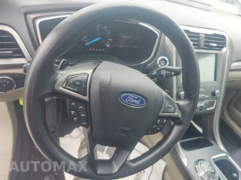 2019 Ford Fusion SE - miniatura 10