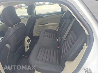 2019 Ford Fusion SE - miniatura 13