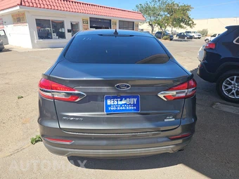 2019 Ford Fusion SE – miniatura 5