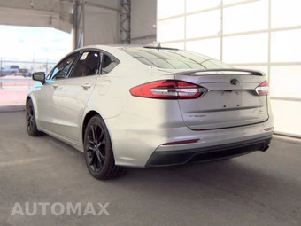 2019 Ford Fusion SE – miniatura 6