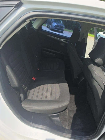 2019 Ford Fusion SE - miniatura 13