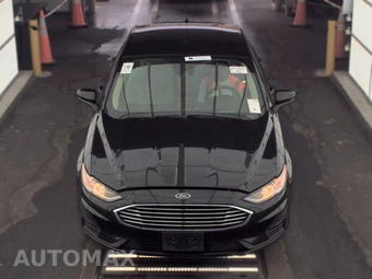 2019 Ford Fusion SE – miniatura 2