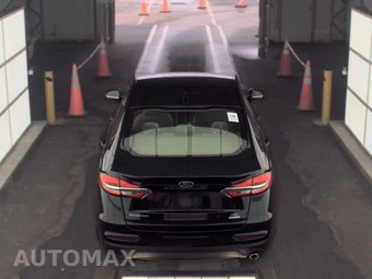 2019 Ford Fusion SE – miniatura 5