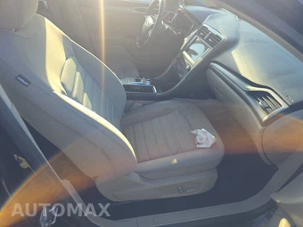 2019 Ford Fusion SE – miniatura 8