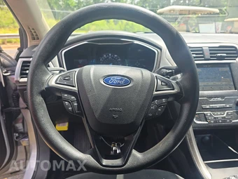 2019 Ford Fusion SE - miniatura 10