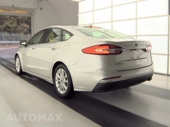 2019 Ford Fusion SE - miniatura 6