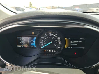 2019 Ford Fusion SE – miniatura 12