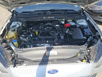 2019 Ford Fusion SE – miniatura 16
