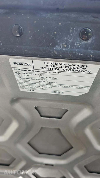 2019 Ford Fusion SE – miniatura 18
