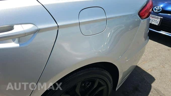 2019 Ford Fusion SE – miniatura 32