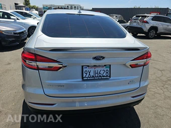2019 Ford Fusion SE – miniatura 5