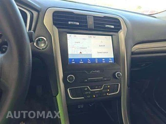 2019 Ford Fusion SE - miniatura 10