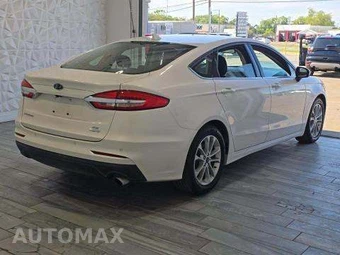 2019 Ford Fusion SE - miniatura 3