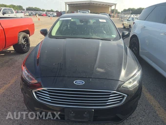 2019 Ford Fusion SE – miniatura 2
