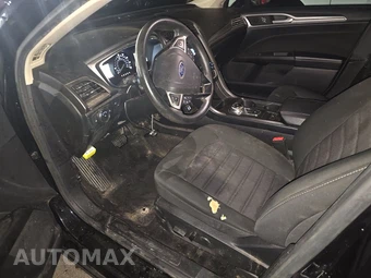 2019 Ford Fusion SE – miniatura 7