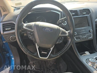 2019 Ford Fusion SE – miniatura 10